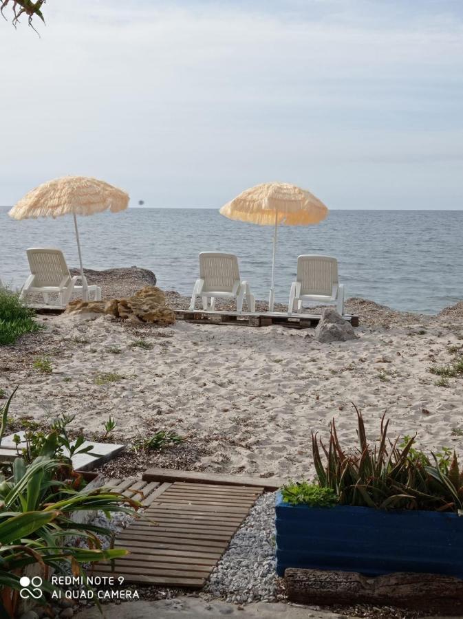 מלון קאריני Sea View Life מראה חיצוני תמונה