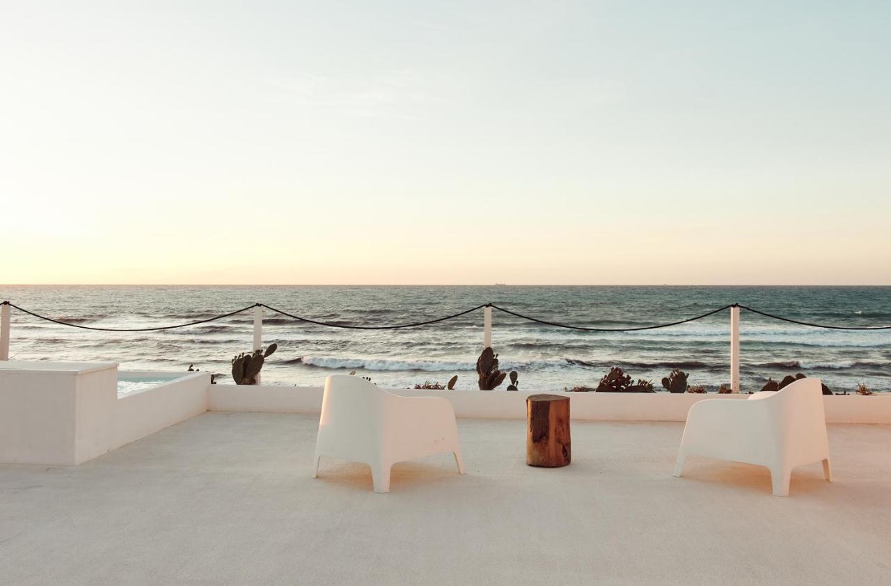 מלון קאריני Sea View Life מראה חיצוני תמונה
